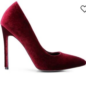 Steve Madden Wicket Burgundy Velvet Pump SZ: 9